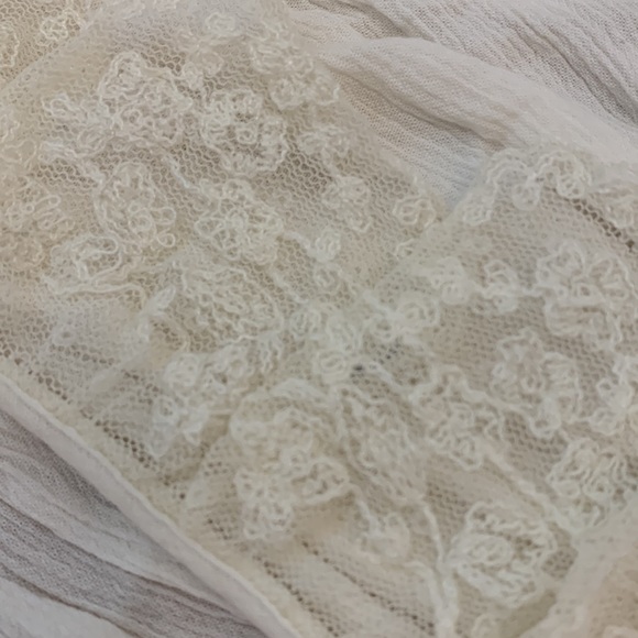 * Not for Sale: Stuck in Posh Closet* - Picture 4 of 8